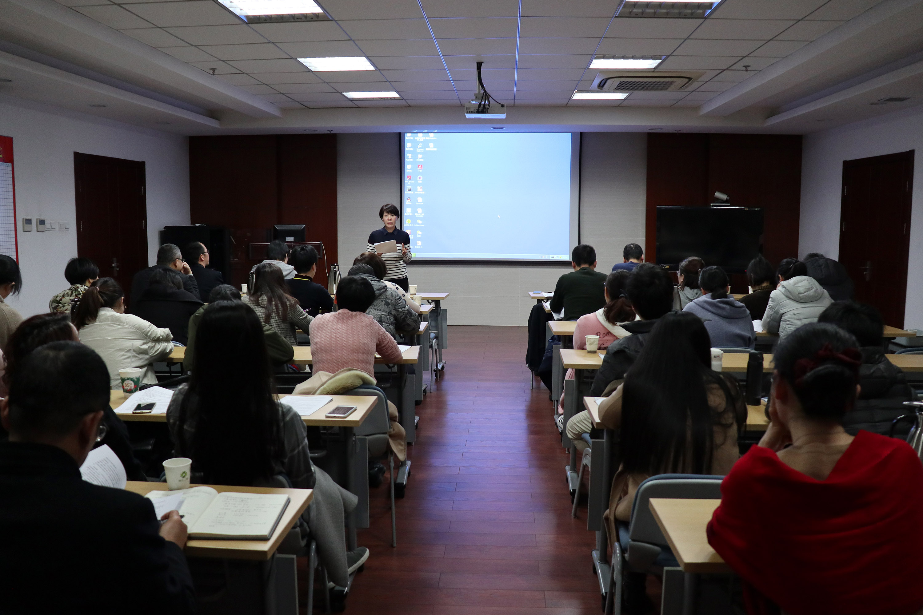 集團公司召開年度財務(wù)決算工作暨財務(wù)報銷培訓會議