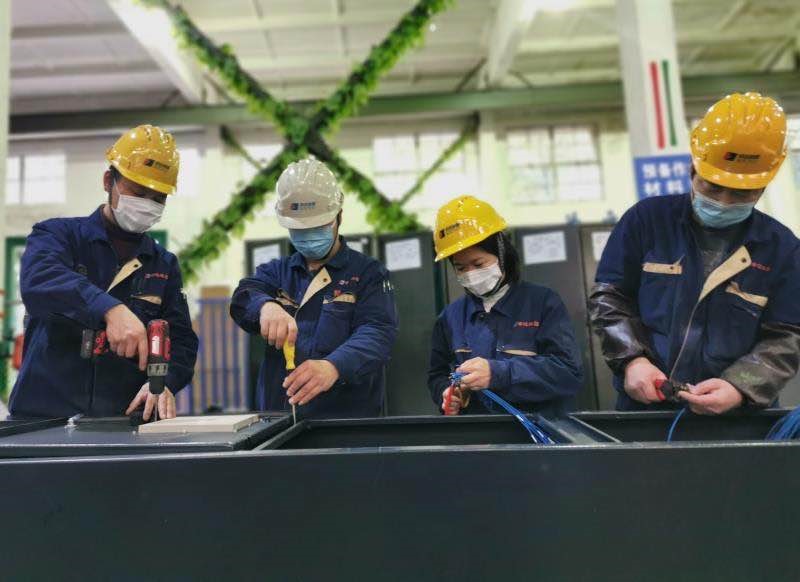 讓黨旗高高飄揚在 “保產(chǎn)能、保搬遷”的主戰(zhàn)場上——裝配支部“保產(chǎn)能、保搬遷”主題黨日活動側(cè)記