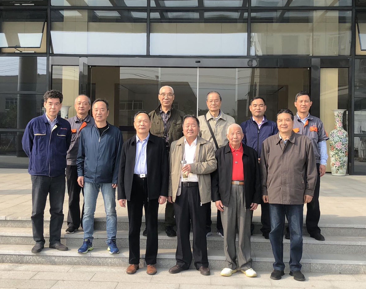 重陽佳節(jié)再聚首，建言獻(xiàn)策話振興